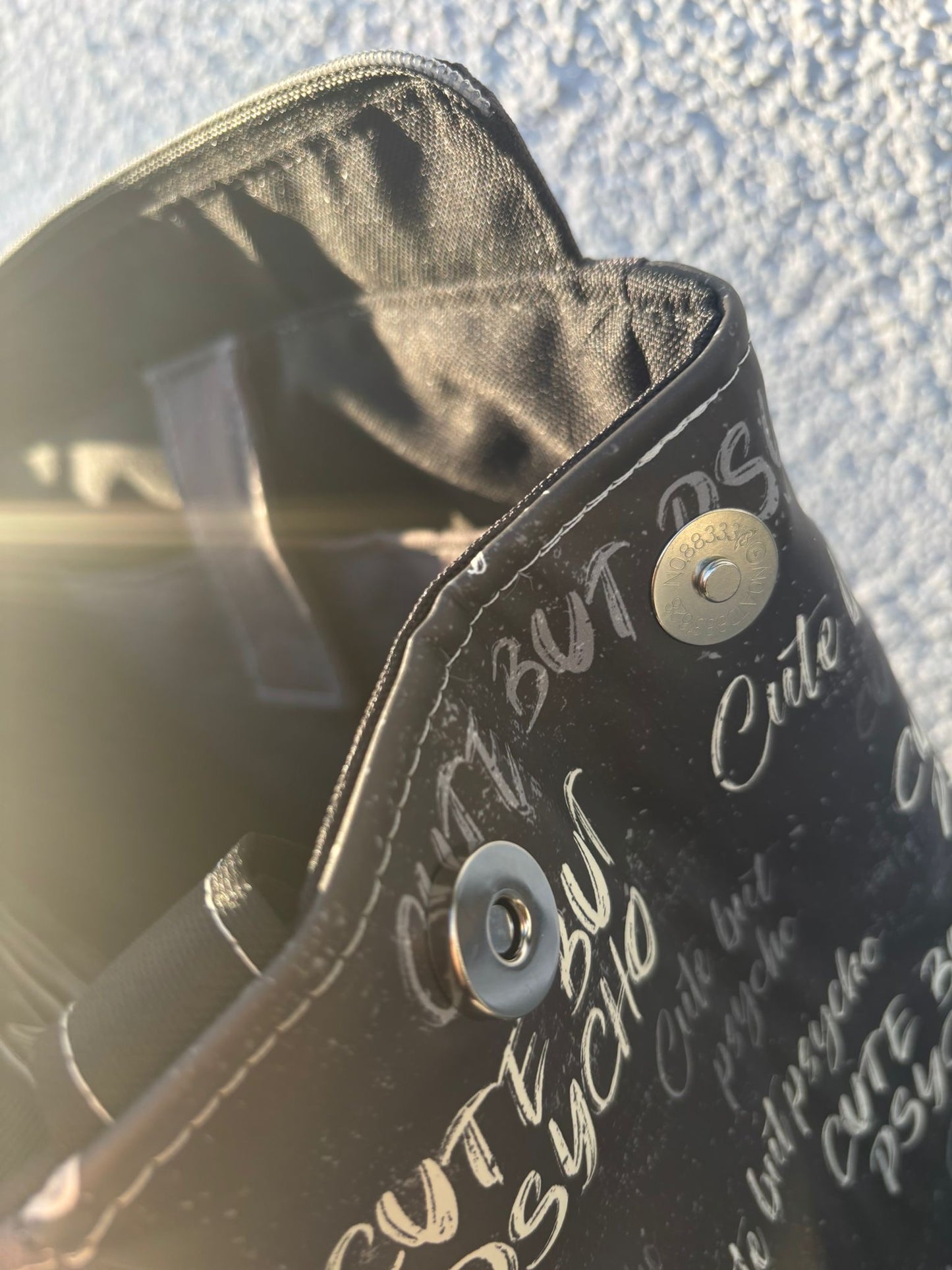 toller geräumiger Rucksack **Einzelstück**, aus Glow in the Dark Kunstleder