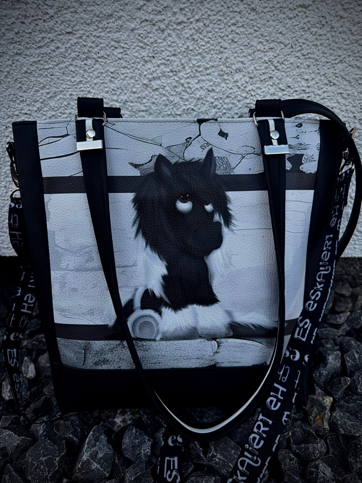 🖤 Handmade Design-Tasche mit Schultergurt & Henkeln