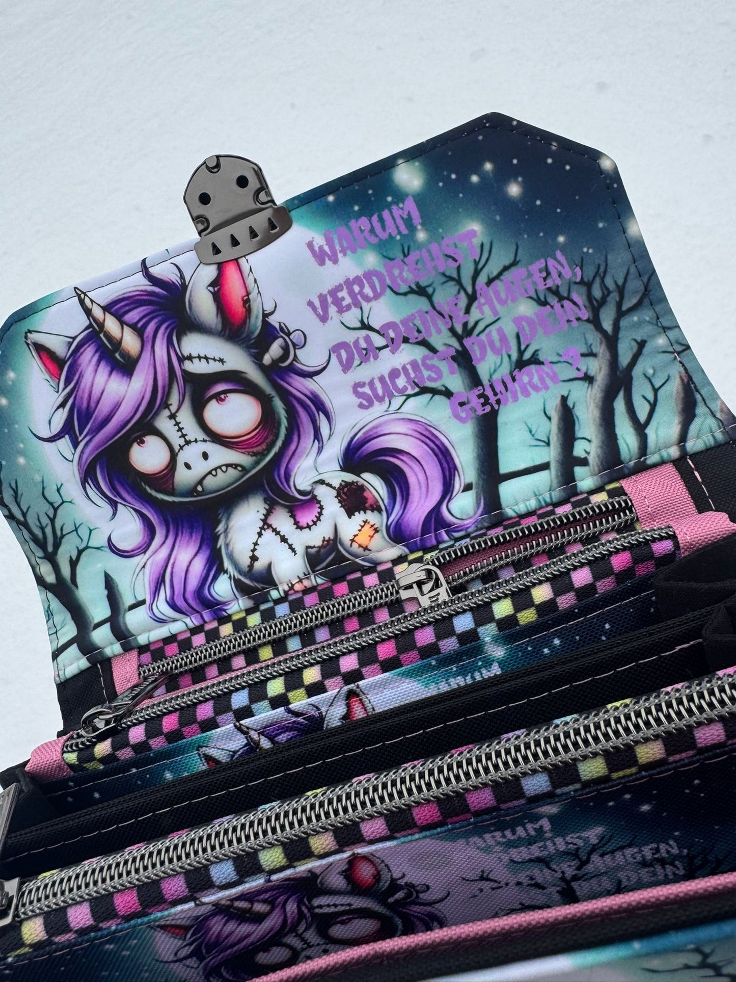 Geldbörse groß Zombi Einhorn - frech, bunt & mega praktisch