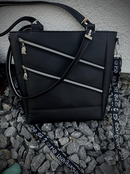 🖤 Handmade Design-Tasche mit Schultergurt & Henkeln
