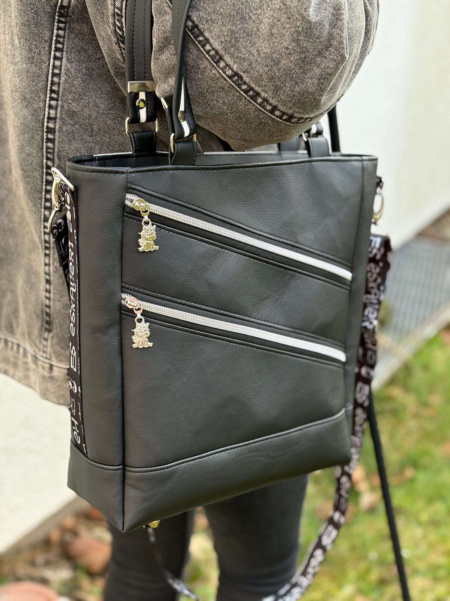 🖤 Handmade Design-Tasche mit Schultergurt & Henkeln