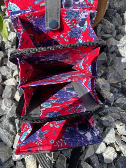 handmade Slingbag/Umhängetasche **unikat**Angegebene Preise sind Gesamtpreise. Umsatzsteuer wird aufgrund Kleinunternehmerstatus gem. § 19 UStG nicht ausgewiesen.

Diese kleine selbstgenähte Umhängetasche Likleine UmhängetascheMein ShopHenkSewnhandmade Slingbag/Umhängetasche **unikat**