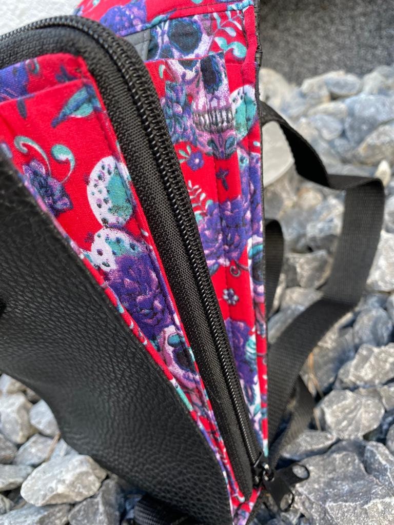 handmade Slingbag/Umhängetasche **unikat**Angegebene Preise sind Gesamtpreise. Umsatzsteuer wird aufgrund Kleinunternehmerstatus gem. § 19 UStG nicht ausgewiesen.

Diese kleine selbstgenähte Umhängetasche Likleine UmhängetascheMein ShopHenkSewnhandmade Slingbag/Umhängetasche **unikat**